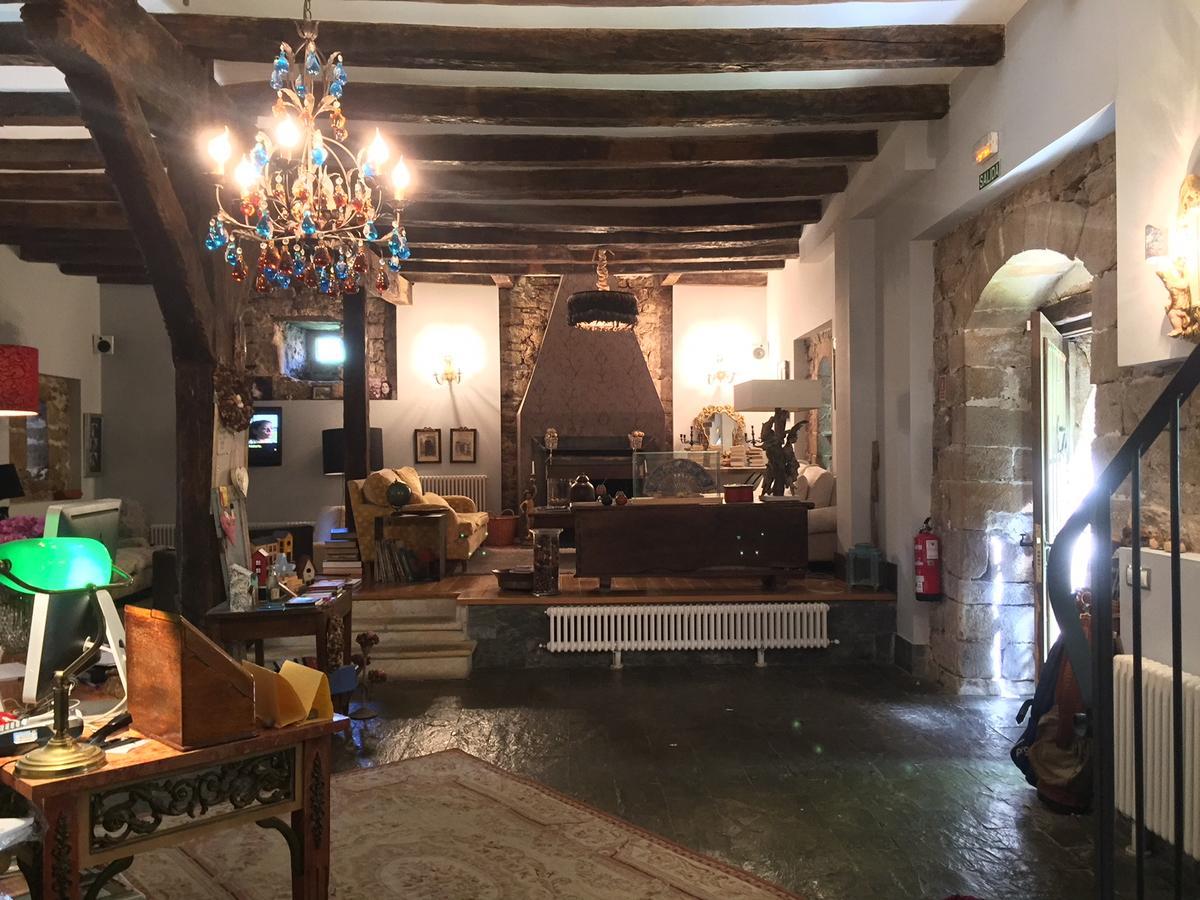 Posada Real Torre Berrueza Otel Espinosa de los Monteros Dış mekan fotoğraf